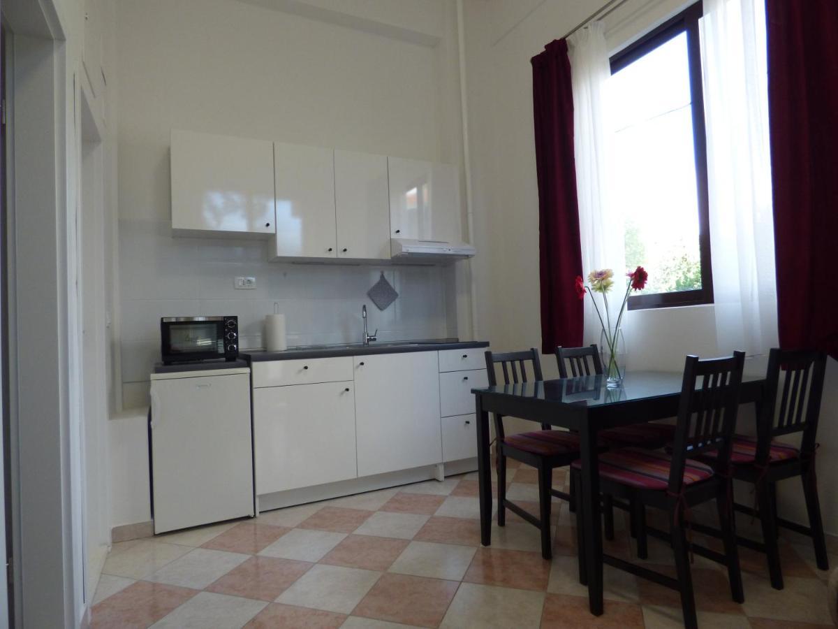 Apartman Mira Spalato Esterno foto