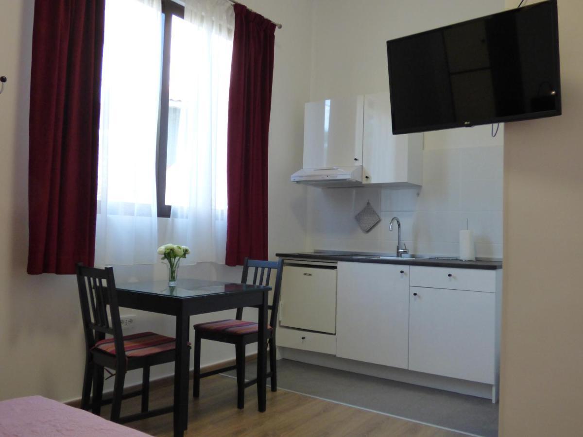 Apartman Mira Spalato Esterno foto